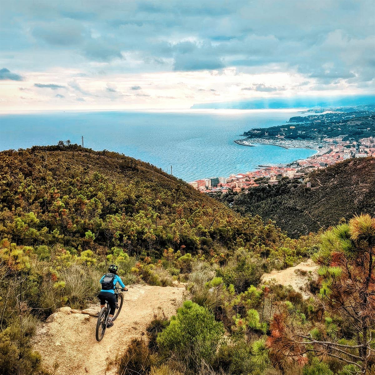 Three-seasons-finale-ligure-home-box